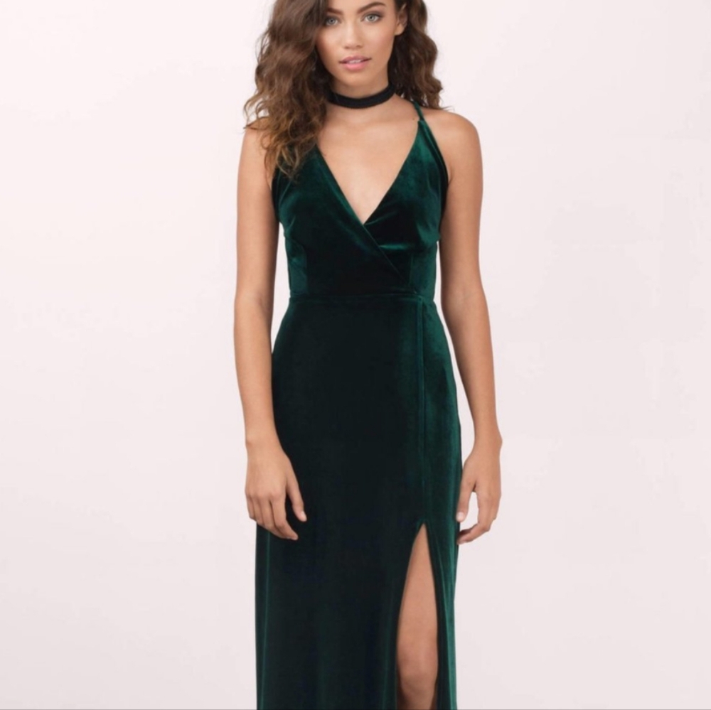 Tobi Velvet Maxi Dress – Forest/Emerald Green – XS